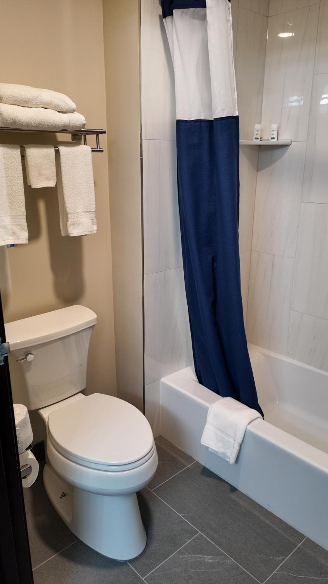 Super 8 By Wyndham Hampshire Il Hotel Екстериор снимка