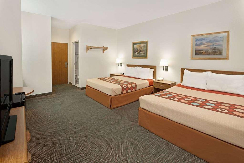 Super 8 By Wyndham Hampshire Il Hotel Стая снимка
